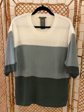 NWOT Matty M Women’s Colorblock Crewneck Sweater in White, Sage & Deep Green